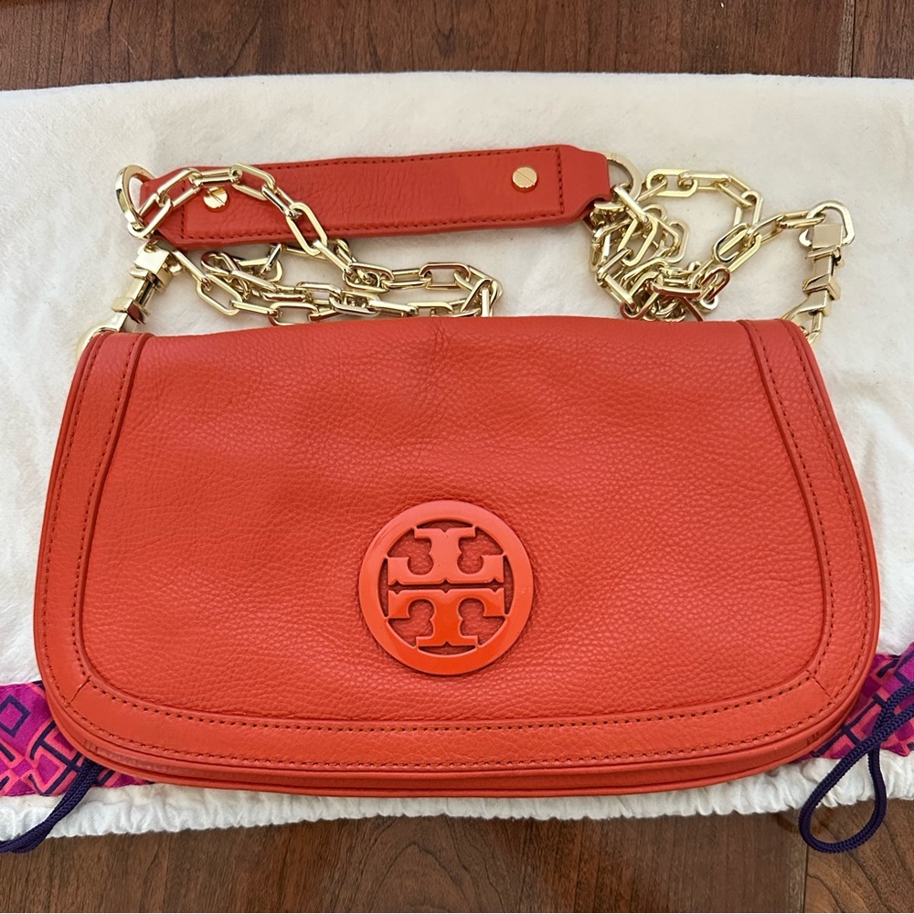Tory Burch Amanda Logo Leather Clutch/Crossbody Bag; Blood Orange color